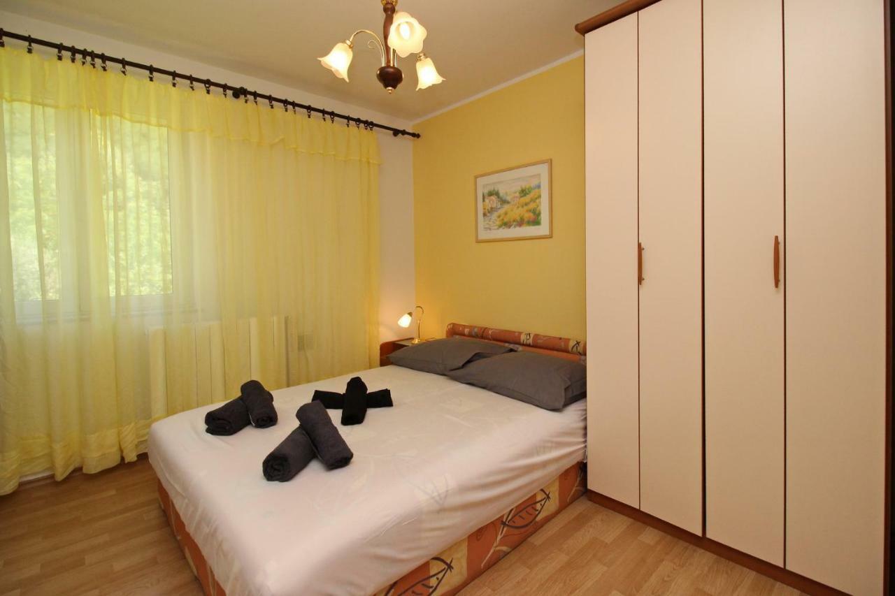 Apartments Alex Baška Eksteriør billede